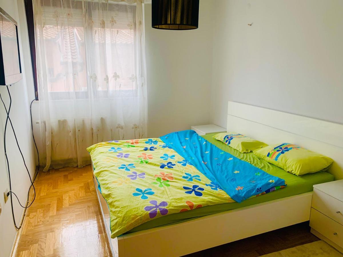 Cozy City Center Apartment Prizren Exterior foto